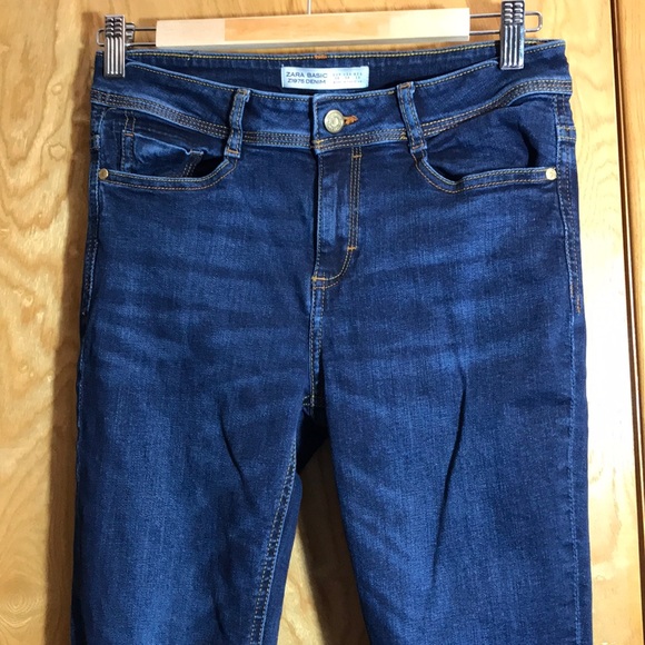 Zara Basic Denim Skinny Jeans - Picture 3 of 9